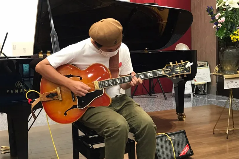 【大阪市】都島区でギター習うなら当スクールへ！子供から大人、基本からジャズまでしっかり指導！