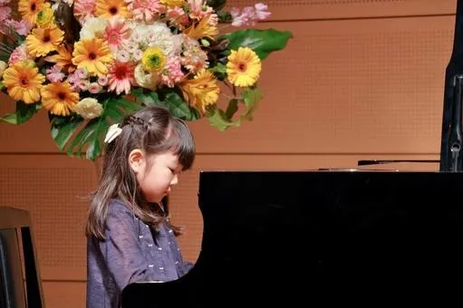 【都島】幼児・学生・大人のピアノ発表会 ポピュラー作品で出演👗が大人気✨「発表作品の多様化」